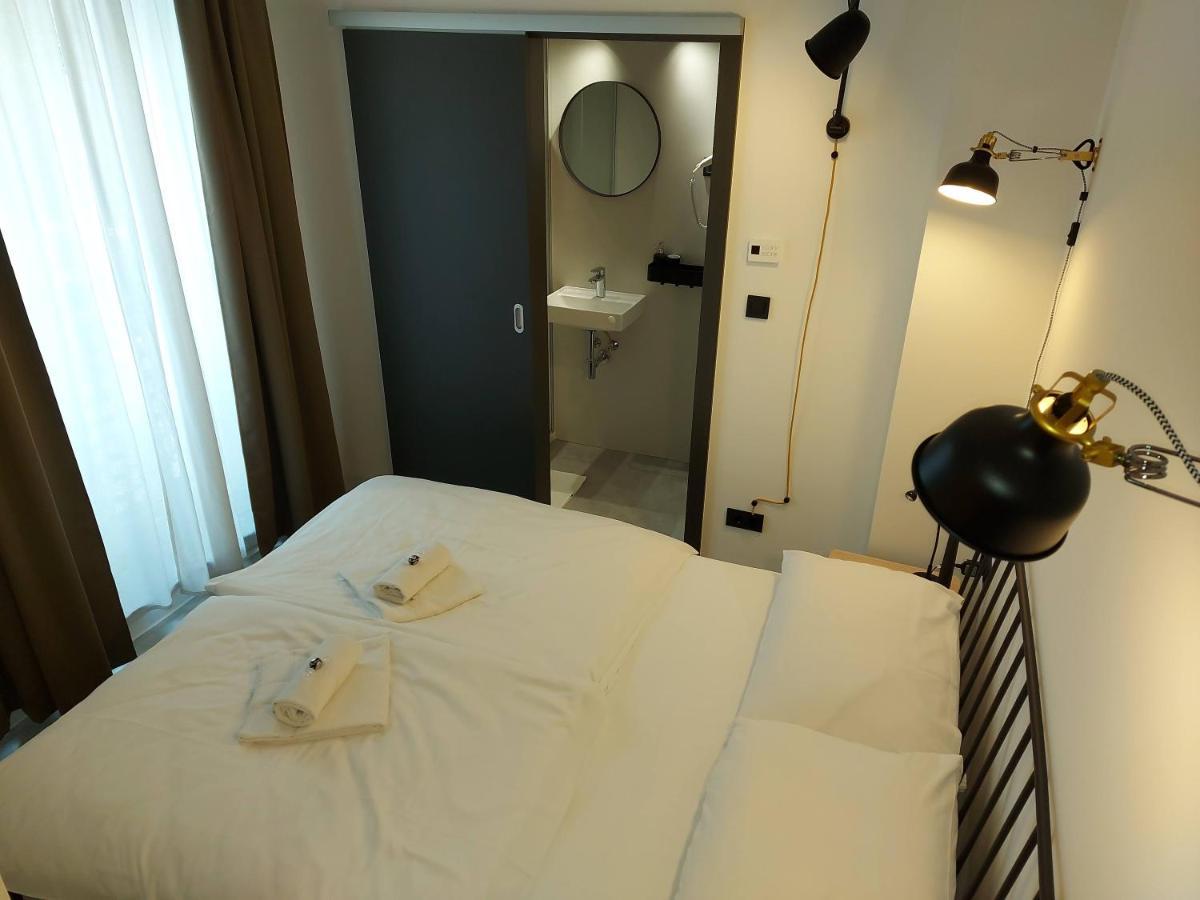 Bed & Breakfast Mozaik ลูบลิยานา ภายนอก รูปภาพ