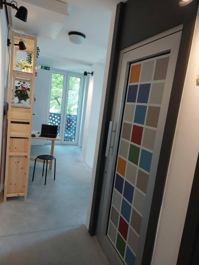 Bed & Breakfast Mozaik ลูบลิยานา ภายนอก รูปภาพ