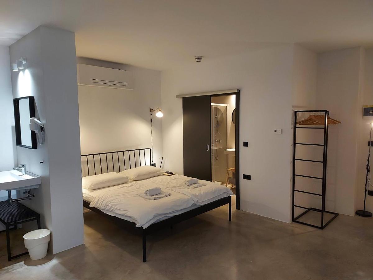 Bed & Breakfast Mozaik ลูบลิยานา ภายนอก รูปภาพ